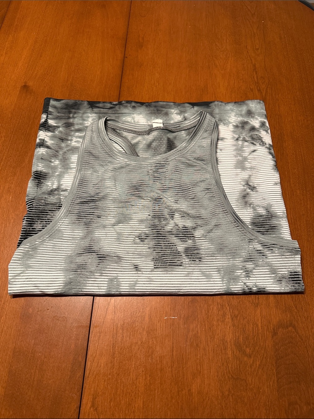 Lululemon High Neck Tank